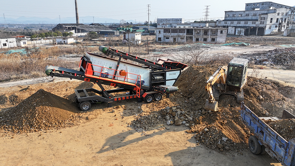 1758271093101445.jpg 德森環(huán)境篩分項(xiàng)目現(xiàn)場(chǎng)