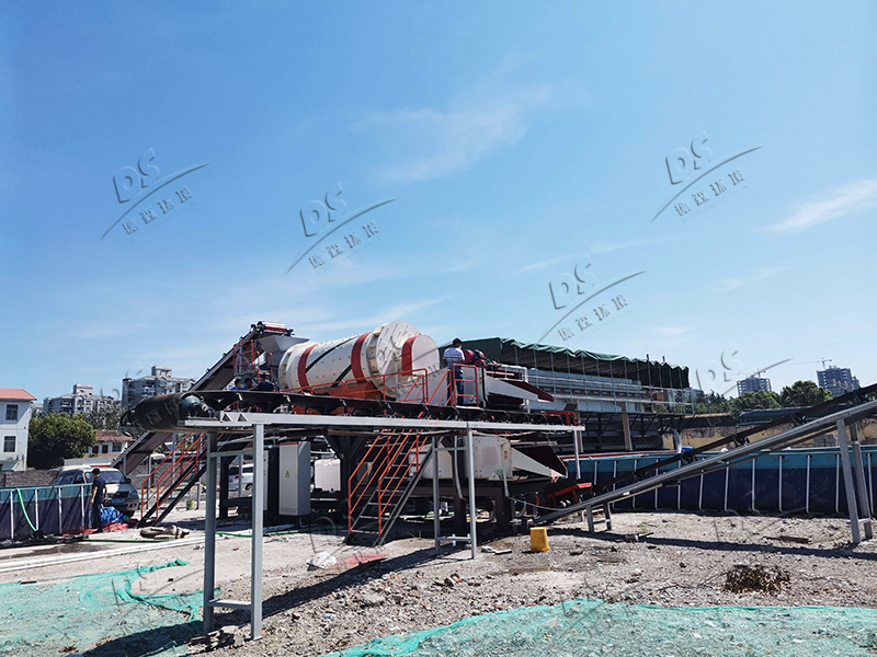 污染土壤修復現(xiàn)場